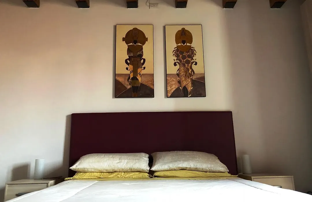 Piazza Erbe Suites-1